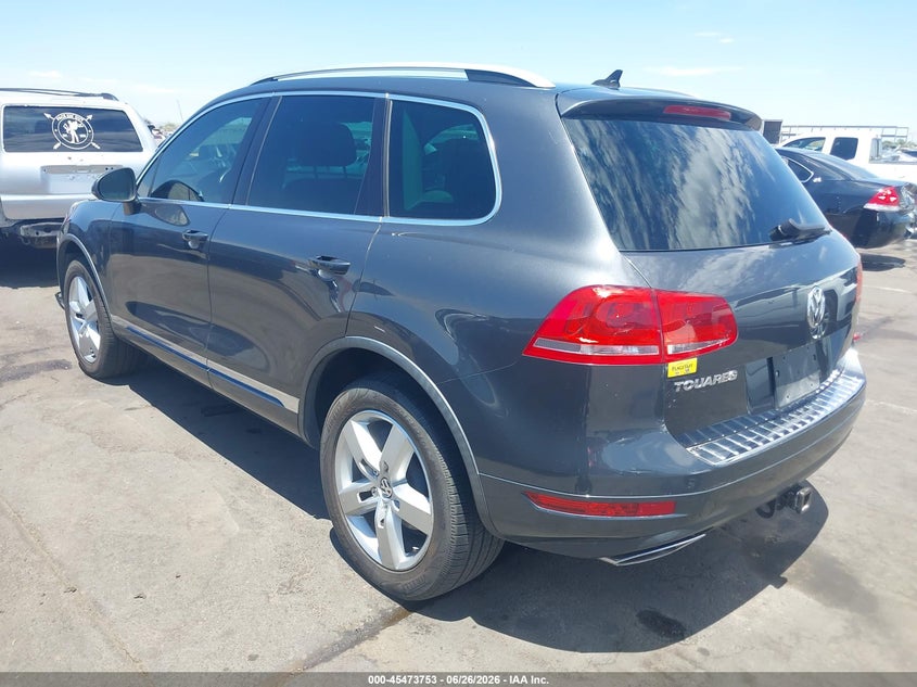 2011 Volkswagen Touareg VIN WVGFK9BP6BD004032 IAAI salvage auction — FRONT END, Salvage (Arizona), sold $3,150 on 2026-07-14 (photo 3)