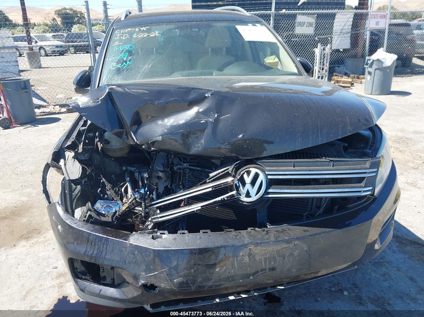 2017 Volkswagen Tiguan VIN WVGRV7AX6HK005387 IAAI salvage auction — FRONT END, Salvage (California), sold $625 on 2026-08-06 (photo 6)