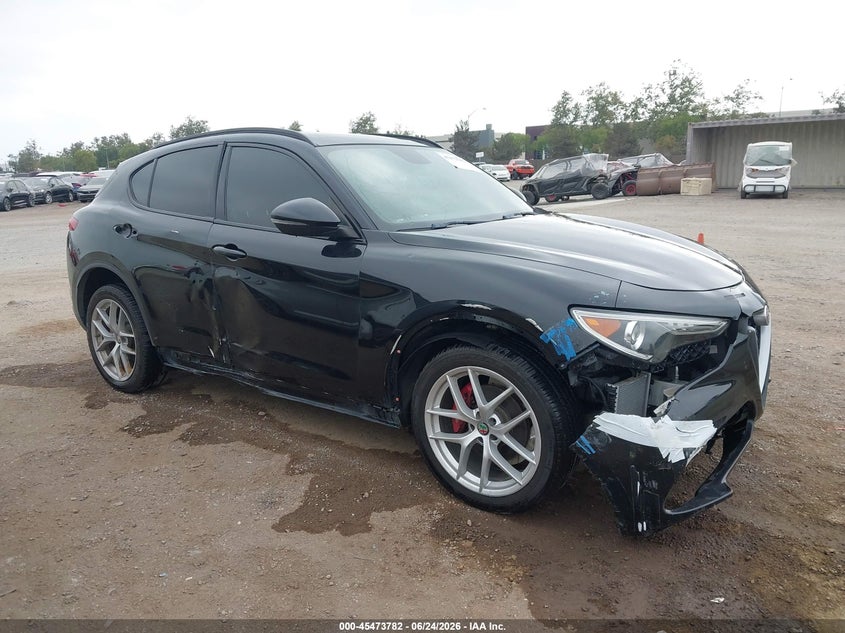 2019 Alfa romeo Stelvio VIN ZASPAKBN3K7C71569 IAAI salvage auction — SIDE, Salvage (Nebraska), sold $4,850 on 2026-07-29 (photo 1)