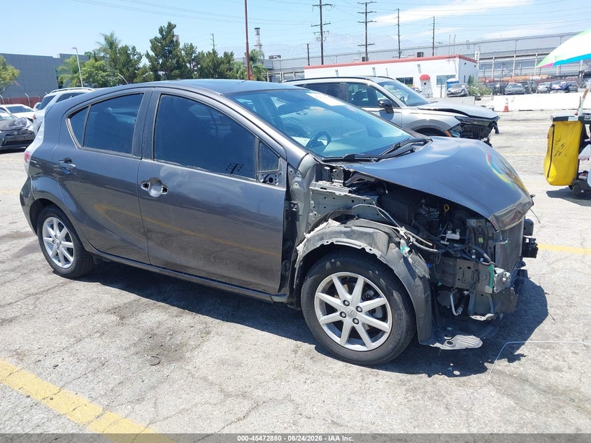 2013 Toyota Prius c VIN JTDKDTB30D1035854 IAAI salvage auction — FRONT END, Salvage (California), sold $1,450 on 2026-07-07 (photo 1)