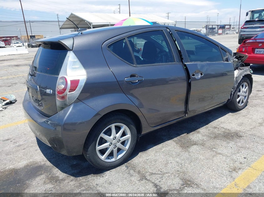 2013 Toyota Prius c VIN JTDKDTB30D1035854 IAAI salvage auction — FRONT END, Salvage (California), sold $1,450 on 2026-07-07 (photo 4)