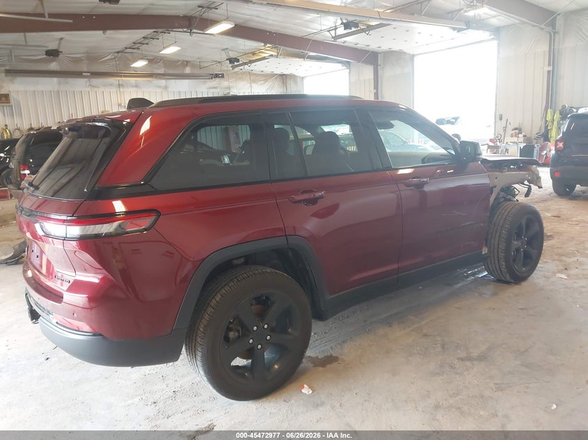 2023 Jeep Grand cherokee VIN 1C4RJHBG9P8808663 IAAI salvage auction — FRONT END, Clear (Michigan), sold $13,600 on 2026-07-23 (photo 4)