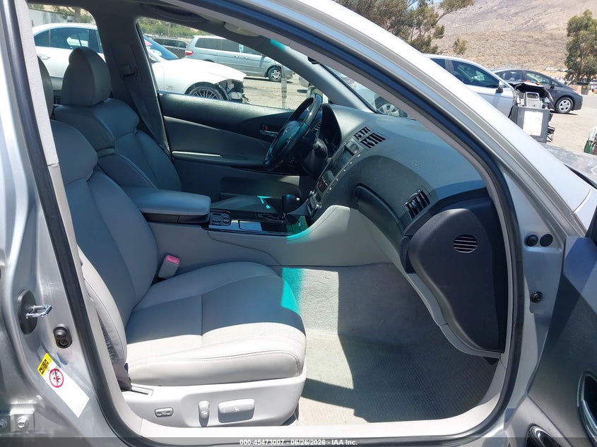2006 Lexus Gs 300 VIN JTHBH96S765011697 IAAI salvage auction — FRONT & REAR, Salvage (California), sold $25 on 2026-07-21 (photo 5)