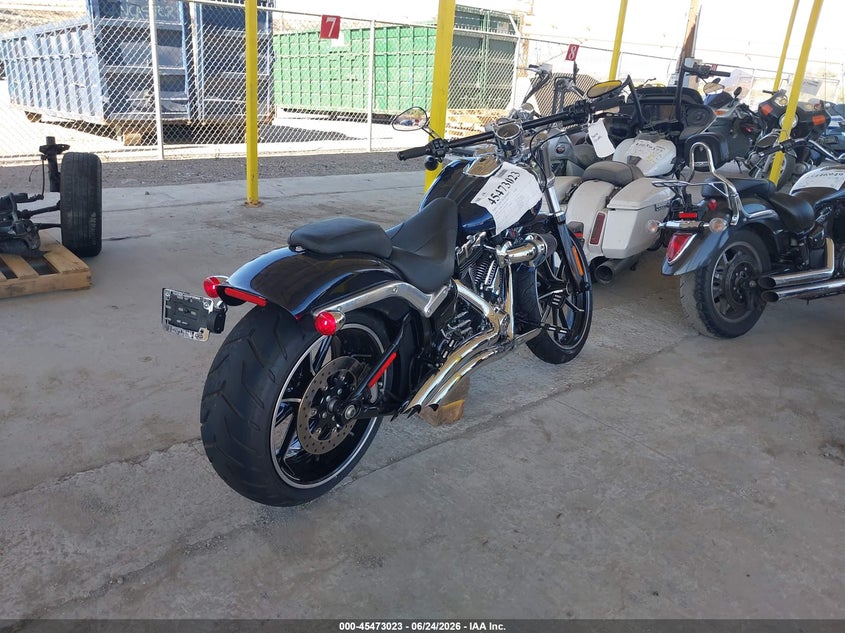 2013 Harley-davidson Breakout VIN 1HD1BFV63DB037969 IAAI salvage auction — FRONT END, Salvage Title, sold $1,550 on 2026-07-22 (photo 4)