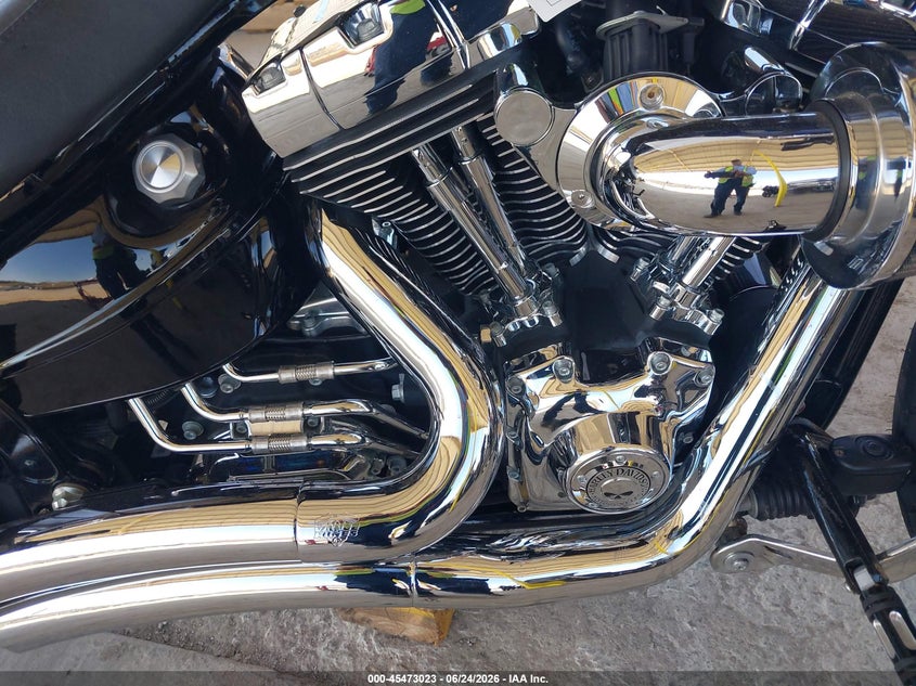 2013 Harley-davidson Breakout VIN 1HD1BFV63DB037969 IAAI salvage auction — FRONT END, Salvage Title, sold $1,550 on 2026-07-22 (photo 8)