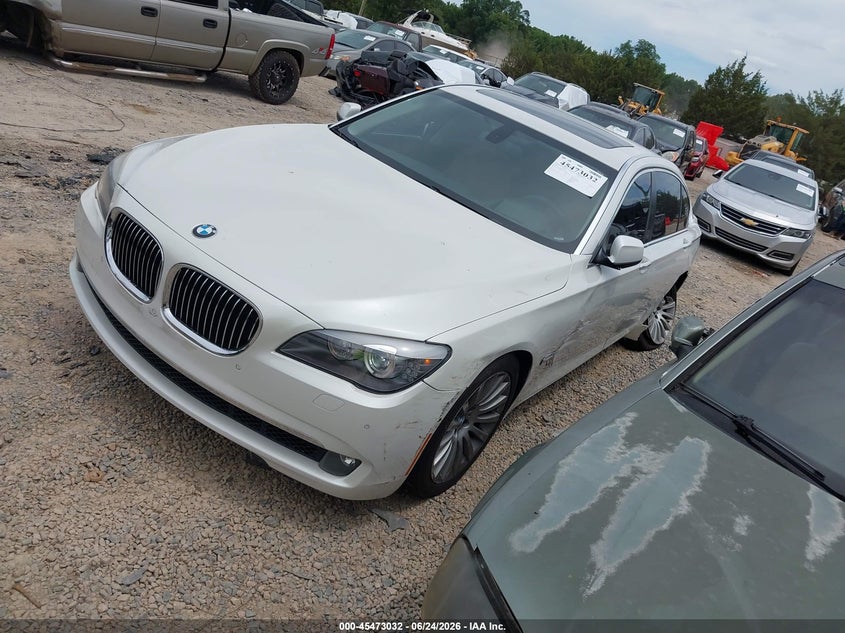 2009 BMW 7 series VIN WBAKB83549CY61604 IAAI salvage auction — LEFT SIDE, Salvage (North Carolina), sold $975 on 2026-07-20 (photo 2)