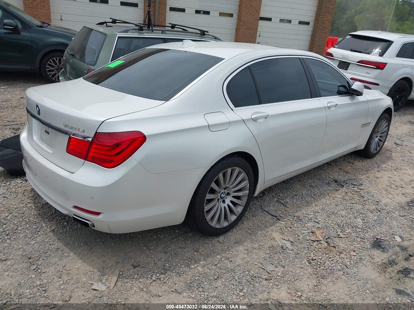 2009 BMW 7 series VIN WBAKB83549CY61604 IAAI salvage auction — LEFT SIDE, Salvage (North Carolina), sold $975 on 2026-07-20 (photo 4)