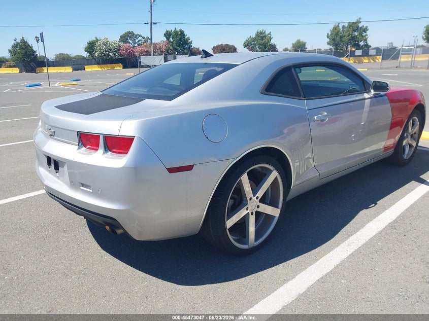 2010 Chevrolet Camaro VIN 2G1FB1EV0A9224853 IAAI salvage auction — UNKNOWN, Clear - Dealer Only (California), sold $650 on 2026-07-09 (photo 4)
