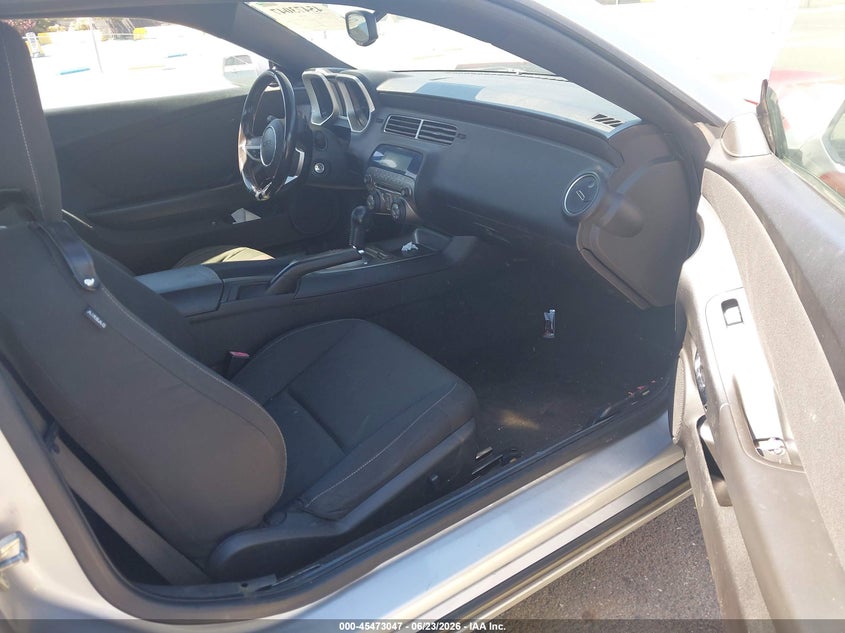 2010 Chevrolet Camaro VIN 2G1FB1EV0A9224853 IAAI salvage auction — UNKNOWN, Clear - Dealer Only (California), sold $650 on 2026-07-09 (photo 5)