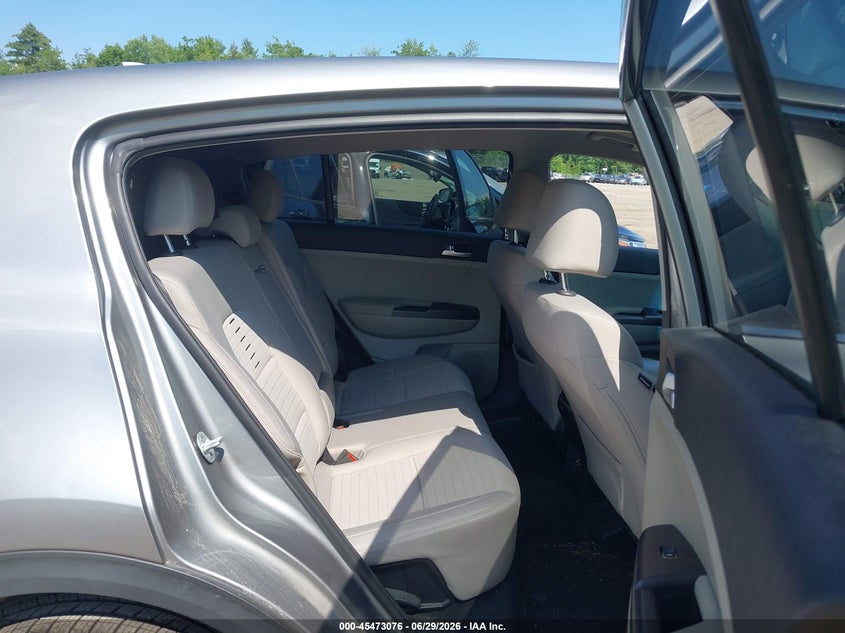2020 Kia Sportage VIN KNDPMCAC8L7825051 IAAI salvage auction — NORMAL WEAR, Clear (Massachusetts), sold $4,100 on 2026-07-17 (photo 8)
