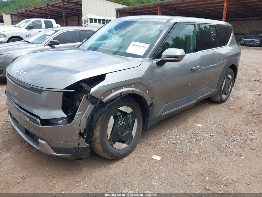 2024 Kia Ev9 VIN KNDAB5S18R6032903 IAAI salvage auction — FRONT END, Salvage Title, sold $19,400 on 2026-08-19 (photo 2)