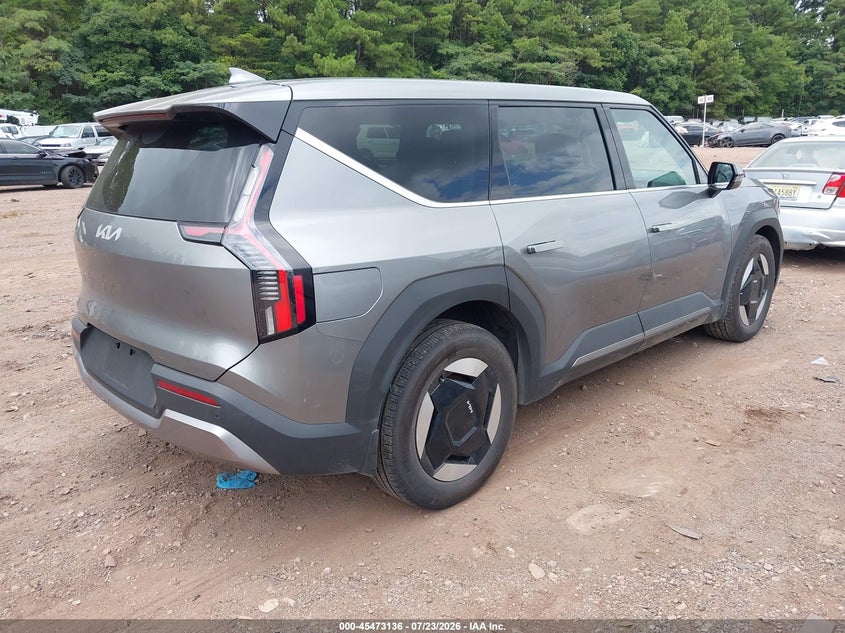 2024 Kia Ev9 VIN KNDAB5S18R6032903 IAAI salvage auction — FRONT END, Salvage Title, sold $19,400 on 2026-08-19 (photo 4)