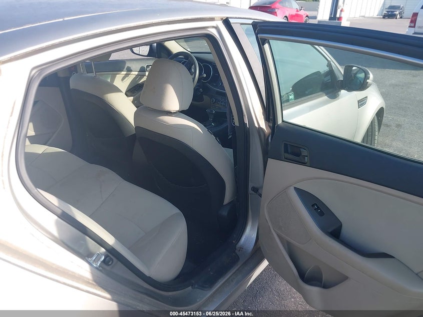 2015 Kia Optima VIN KNAGM4A70F5537787 IAAI salvage auction — NORMAL WEAR, Clear (Georgia), sold $1,000 on 2026-07-08 (photo 8)