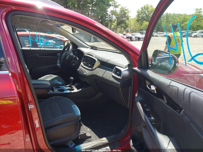 2016 Kia Sorento VIN 5XYPGDA56GG098399 IAAI salvage auction — SIDE, Salvage Title, sold $1,850 on 2026-07-31 (photo 5)