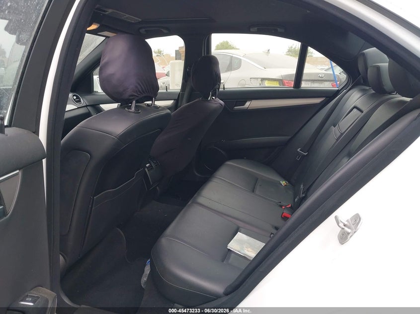 2013 Mercedes-benz C-klasse VIN WDDGF4HB4DR266932 IAAI salvage auction — LEFT FRONT, Salvage Title, sold $1,200 on 2026-08-14 (photo 8)