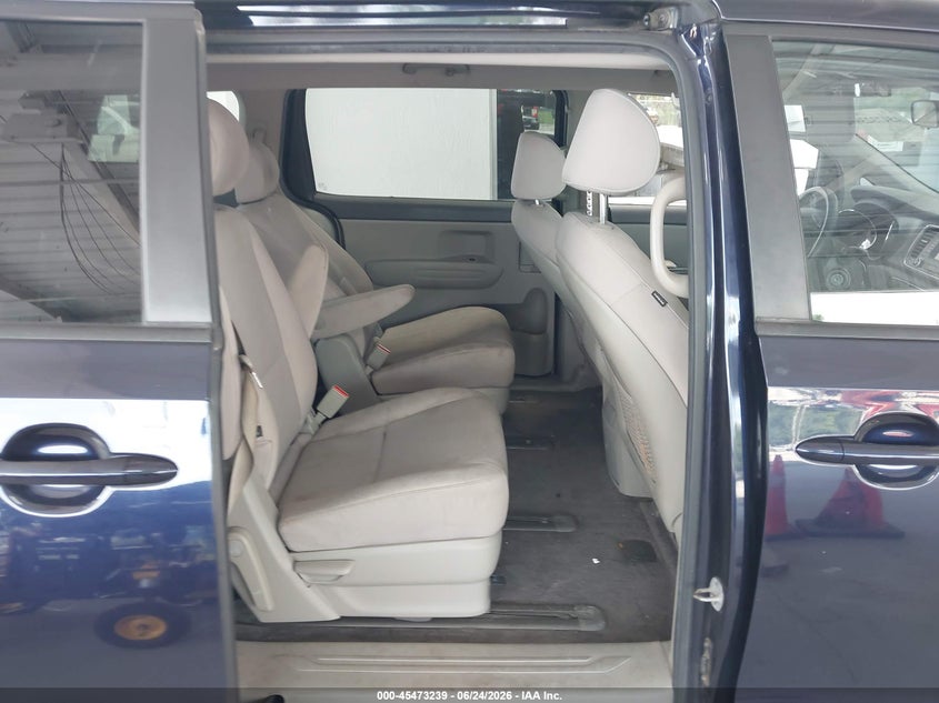 2018 Kia SEDONA VIN KNDMA5C17J6377309 IAAI salvage auction — NORMAL WEAR, Clear (Florida), sold $1,000 on 2026-07-22 (photo 8)