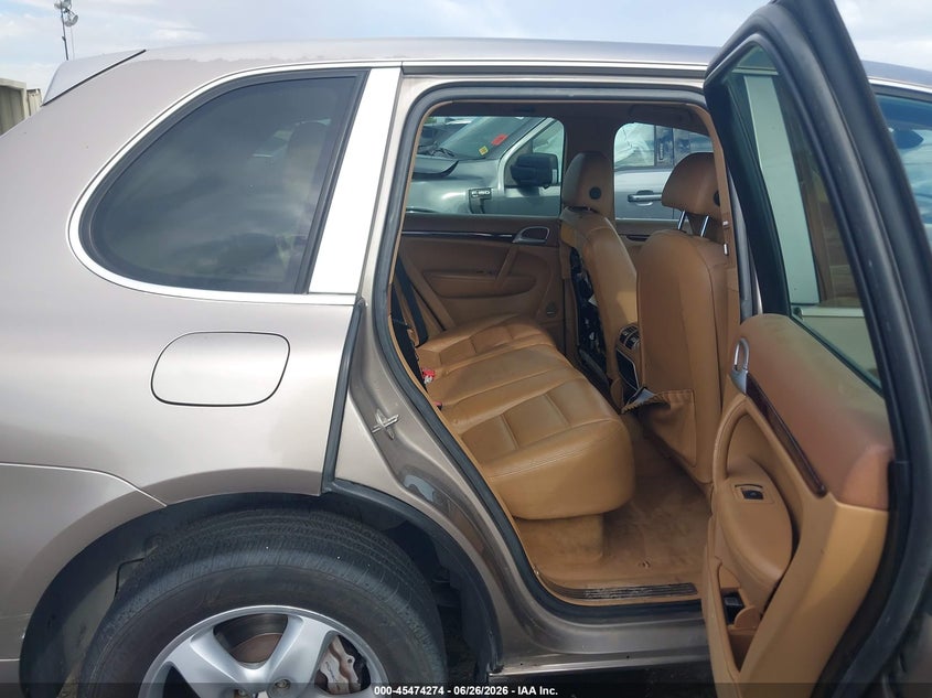 2005 Porsche Cayenne VIN WP1AB29P05LA61427 IAAI salvage auction — FRONT END, Salvage (Arizona), sold $575 on 2026-07-28 (photo 8)