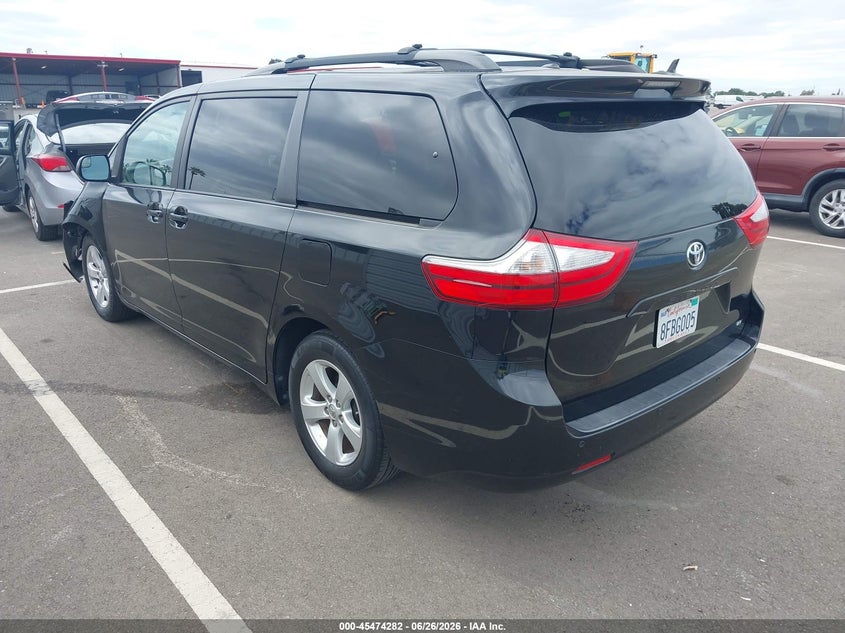 2015 Toyota Sienna VIN 5TDKK3DC7FS586677 IAAI salvage auction — LEFT FRONT, Salvage Title, sold $4,050 on 2026-07-17 (photo 3)