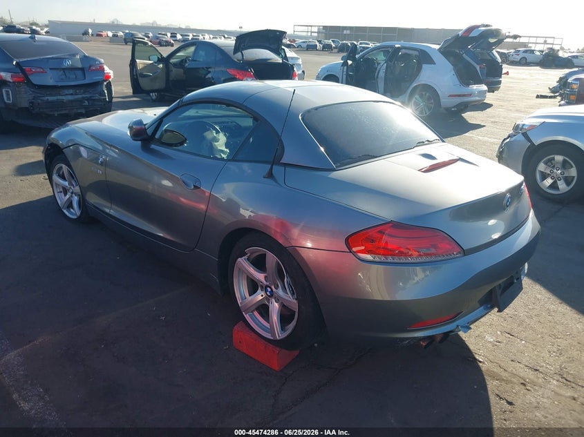 2012 BMW Z4 VIN WBALL5C56CE716883 IAAI salvage auction — RIGHT FRONT, Salvage (Arizona), sold $1,250 on 2026-07-28 (photo 3)