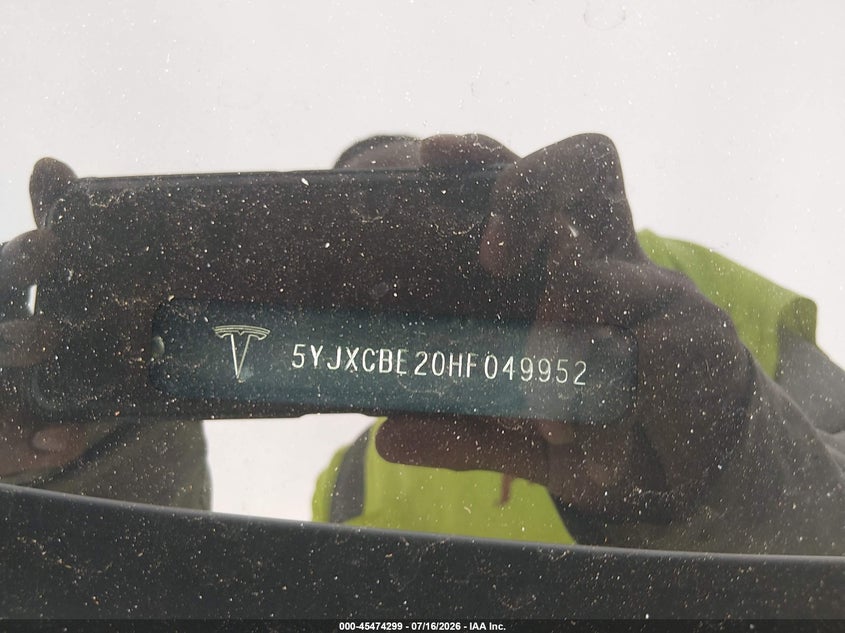 2017 Tesla Model x VIN 5YJXCBE20HF049952 IAAI salvage auction — SIDE, Clear (Montana), sold $4,050 on 2026-07-30 (photo 9)