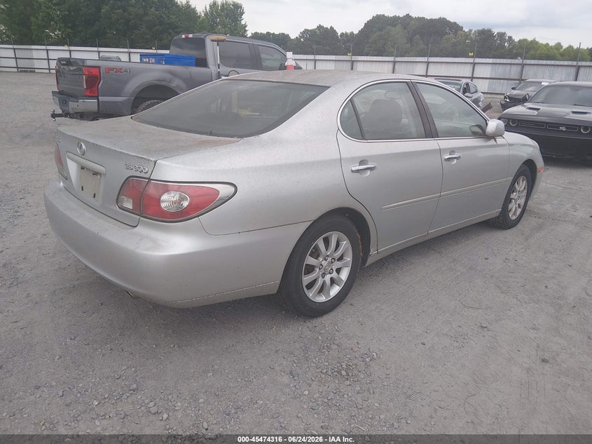 2002 Lexus Es 300 VIN JTHBF30G020044300 IAAI salvage auction — NORMAL WEAR, Clear (Arkansas), sold $650 on 2026-07-29 (photo 4)