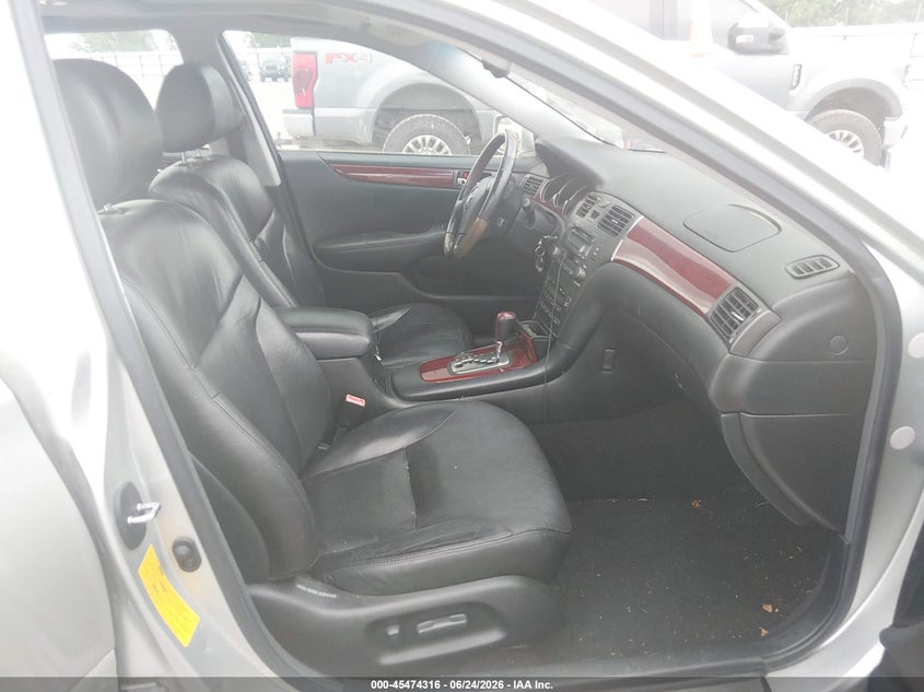 2002 Lexus Es 300 VIN JTHBF30G020044300 IAAI salvage auction — NORMAL WEAR, Clear (Arkansas), sold $650 on 2026-07-29 (photo 5)
