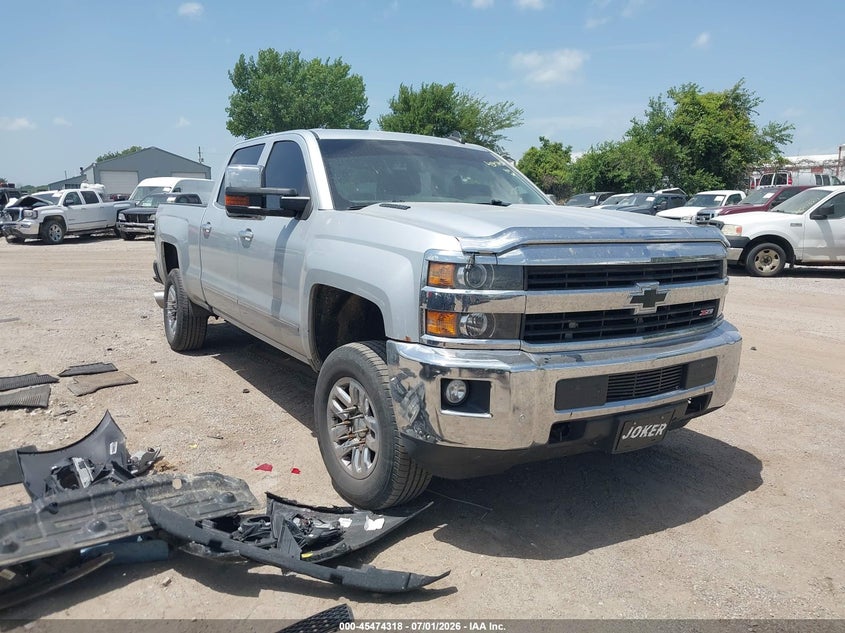 2016 Chevrolet Silverado VIN 1GC1KWE85GF130928 IAAI salvage auction — LEFT SIDE, Salvage (Illinois), sold $7,700 on 2026-09-14 (photo 1)
