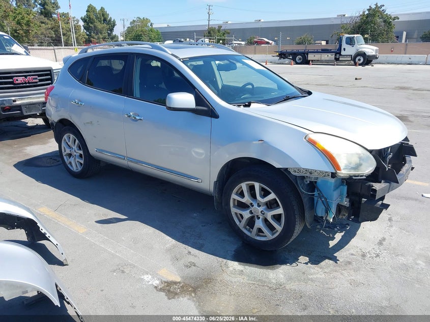 2011 Nissan Rogue VIN JN8AS5MV4BW668728 IAAI salvage auction — FRONT & REAR, Salvage (California), sold $725 on 2026-07-29 (photo 1)