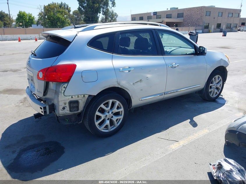 2011 Nissan Rogue VIN JN8AS5MV4BW668728 IAAI salvage auction — FRONT & REAR, Salvage (California), sold $725 on 2026-07-29 (photo 4)