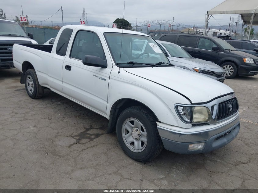2002 Toyota Tacoma VIN 5TEVL52N92Z017272 IAAI salvage auction — LEFT SIDE, Salvage (California), sold $2,400 on 2026-07-29 (photo 1)