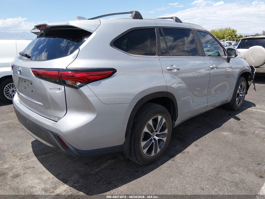 2023 Toyota Highlander VIN 5TDKBRCH6PS134513 IAAI salvage auction — FRONT END, Salvage Title, sold $10,100 on 2026-07-24 (photo 4)