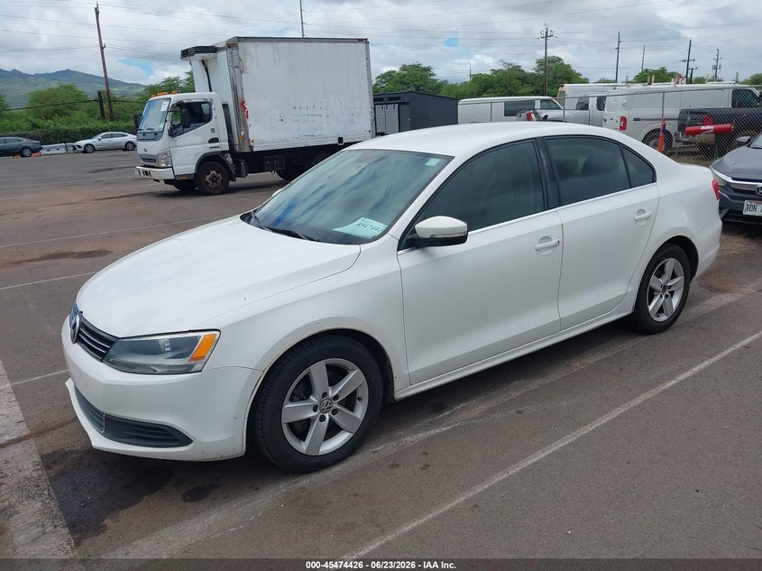 2013 Volkswagen Jetta VIN 3VWLL7AJ8DM394710 IAAI salvage auction — NORMAL WEAR, Clear (Indiana), sold $850 on 2026-07-21 (photo 2)