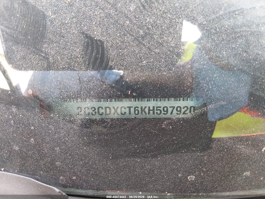 2019 Dodge Charger VIN 2C3CDXCT6KH597920 IAAI salvage auction — RIGHT FRONT, Salvage Title, sold $2,900 on 2026-07-31 (photo 9)