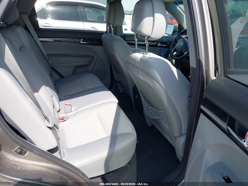 2011 Kia Sorento VIN 5XYKT3A13BG011693 IAAI salvage auction — NORMAL WEAR, Original (Texas), sold $1,375 on 2026-07-07 (photo 8)