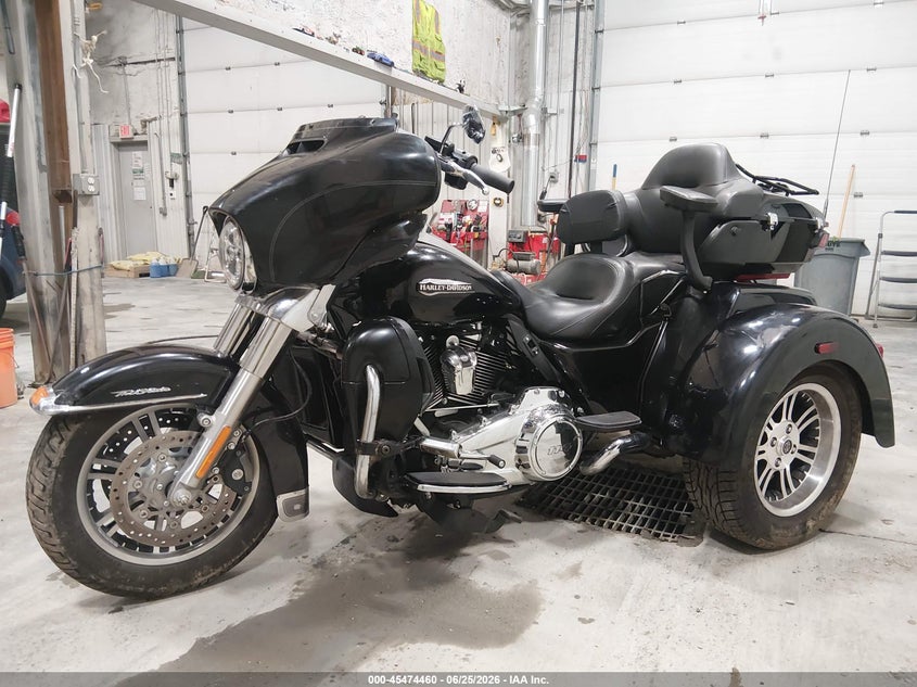 2019 Harley-davidson Tri glide ultra VIN 1HD1MAF18KB861026 IAAI salvage auction — FRONT END, Bill Of Sale (Alaska), sold $10,100 on 2026-07-10 (photo 2)