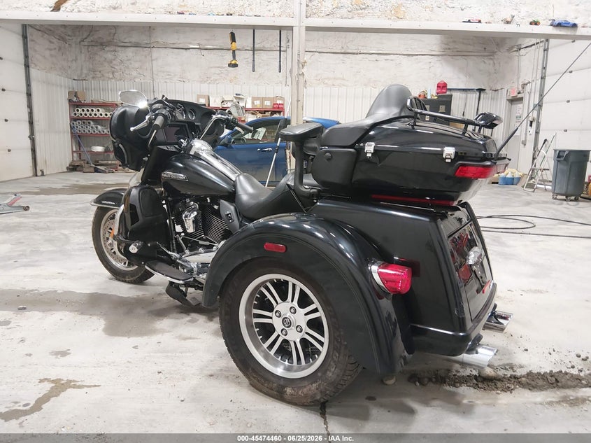2019 Harley-davidson Tri glide ultra VIN 1HD1MAF18KB861026 IAAI salvage auction — FRONT END, Bill Of Sale (Alaska), sold $10,100 on 2026-07-10 (photo 3)