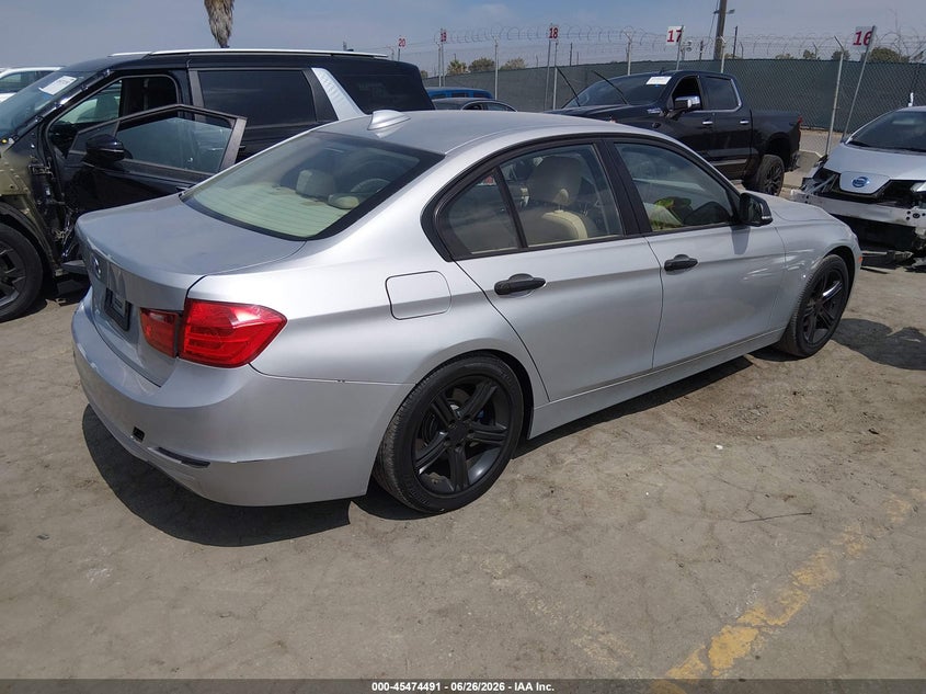 2013 BMW 3er VIN WBA3B1C5XDK130041 IAAI salvage auction — LEFT REAR, Salvage (California), sold $1,450 on 2026-07-20 (photo 4)