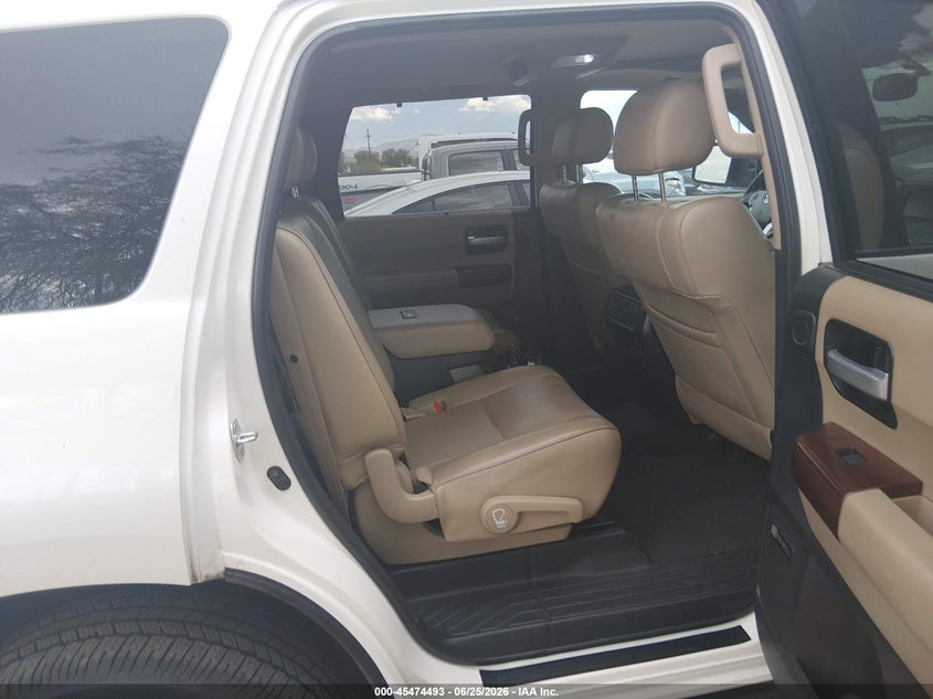 2014 Toyota Sequoia VIN 5TDDW5G13ES109908 IAAI salvage auction — FRONT END, Salvage Title, sold $6,300 on 2026-07-17 (photo 8)