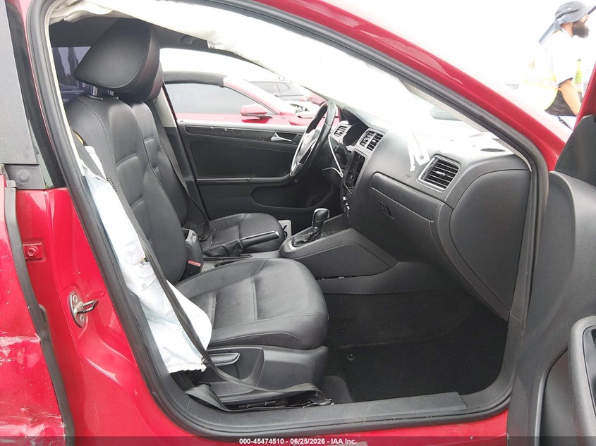 2012 Volkswagen Jetta VIN 3VWDP7AJ5CM317428 IAAI salvage auction — RIGHT SIDE, Salvage (California), sold $1,350 on 2026-07-09 (photo 5)