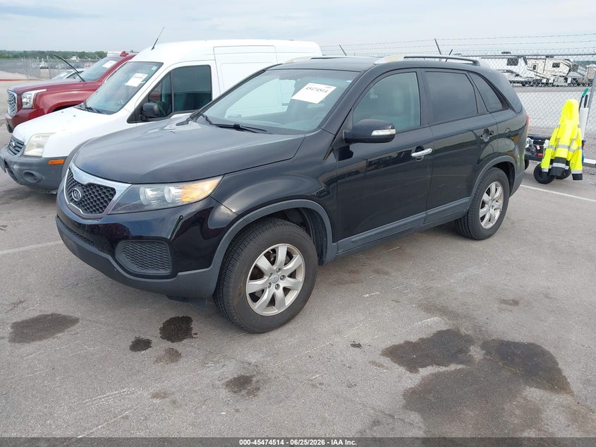 2013 Kia Sorento VIN 5XYKT4A28DG323252 IAAI salvage auction — NORMAL WEAR, Certificate Of Title (Nebraska), sold $750 on 2026-07-23 (photo 2)
