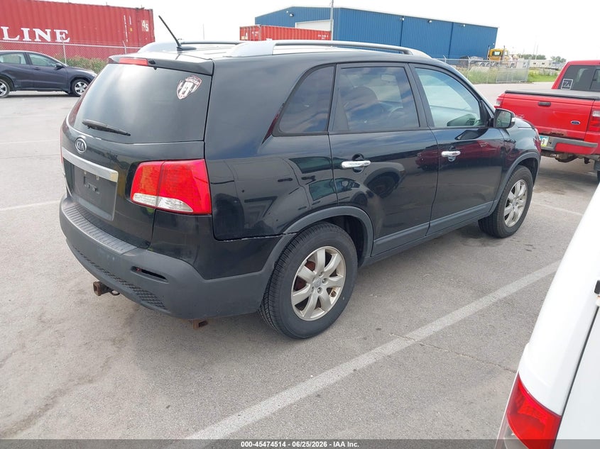 2013 Kia Sorento VIN 5XYKT4A28DG323252 IAAI salvage auction — NORMAL WEAR, Certificate Of Title (Nebraska), sold $750 on 2026-07-23 (photo 4)
