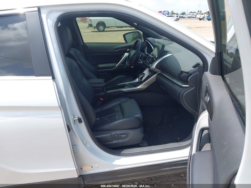 2022 Mitsubishi Eclipse cross VIN JA4ASWAA1NZ057605 IAAI salvage auction — FRONT END, Original (Texas), sold $3,850 on 2026-08-21 (photo 5)