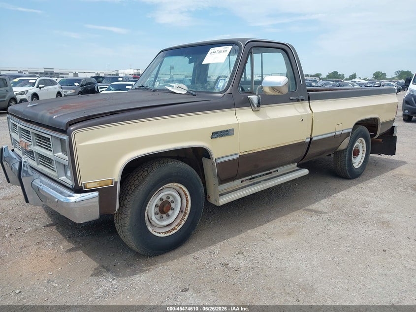 1984 Gmc C2500 VIN 1GTGC24WXEJ511698 IAAI salvage auction — NORMAL WEAR, Original (Texas), sold $2,800 on 2026-07-07 (photo 2)