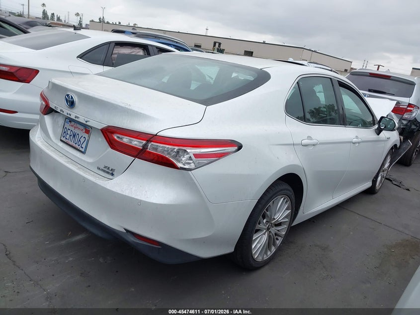 2018 Toyota Camry VIN 4T1B21HK4JU008025 IAAI salvage auction — LEFT FRONT, Salvage Certificate (California), sold $2,400 on 2026-07-26 (photo 4)