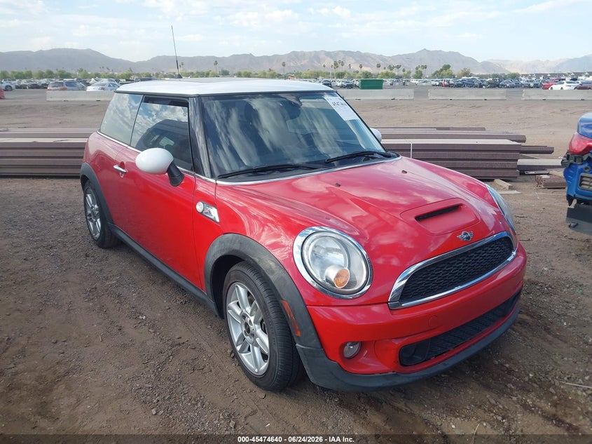 2013 Mini Hard top VIN WMWSV3C59DT476249 IAAI salvage auction — NORMAL WEAR, Clear-Dealer Only (Arizona), sold $275 on 2026-07-28 (photo 1)