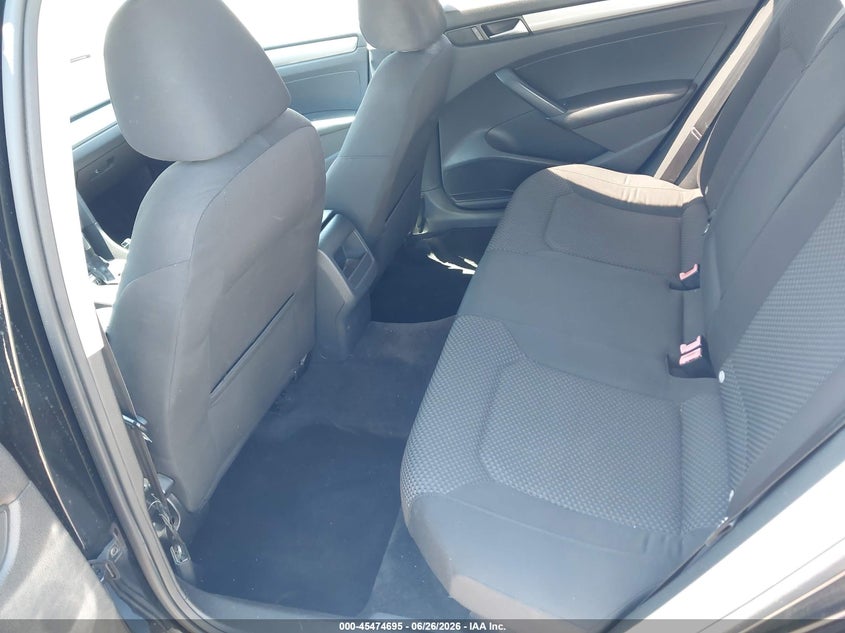2012 Volkswagen Passat VIN 1VWAP7A38CC007747 IAAI salvage auction — RIGHT FRONT, Salvage (California), sold $500 on 2026-07-09 (photo 8)