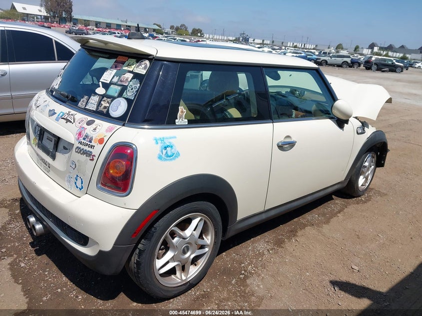 2010 Mini Cooper VIN WMWMF7C54ATW88422 IAAI salvage auction — FRONT END, Salvage (California), sold $275 on 2026-08-03 (photo 4)