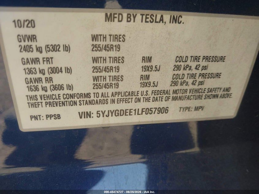 2020 Tesla Model y VIN 5YJYGDEE1LF057906 IAAI salvage auction — SIDE, Salvage (California), sold $6,900 on 2026-07-16 (photo 9)