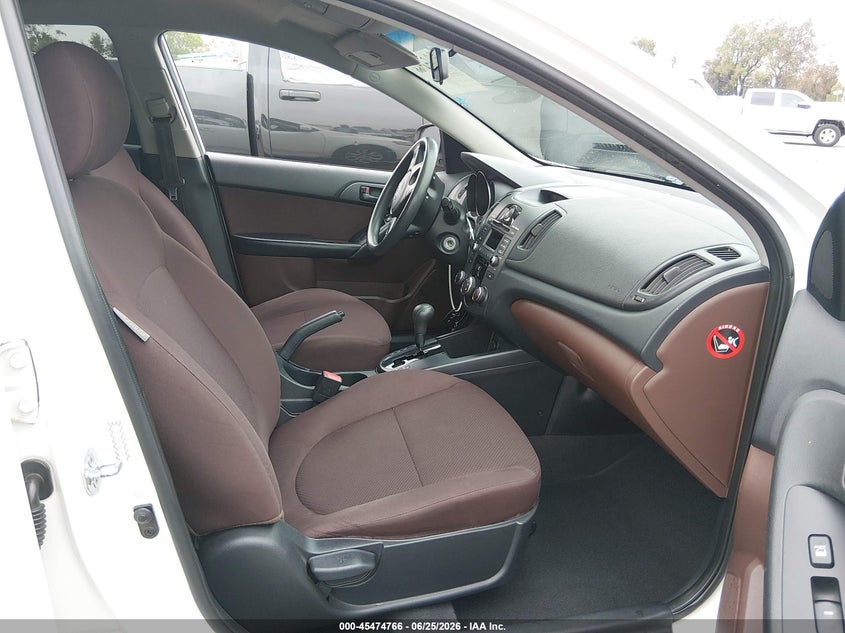 2010 Kia Forte VIN KNAFU4A28A5242591 IAAI salvage auction — THEFT, Salvage (California), sold $875 on 2026-07-16 (photo 5)