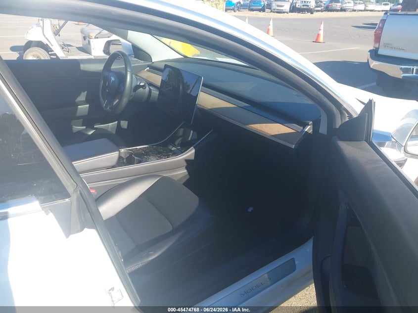 2019 Tesla Model 3 VIN 5YJ3E1EA5KF401604 IAAI salvage auction — FRONT END, Salvage (California), sold $8,050 on 2026-07-08 (photo 5)